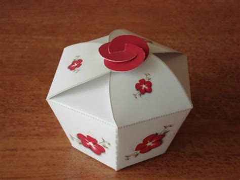 Cupcake Boxes: 40 DIY Ideas to Package Your Cupcakes