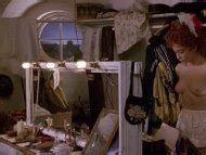 Naked Moira Kelly In Chaplin