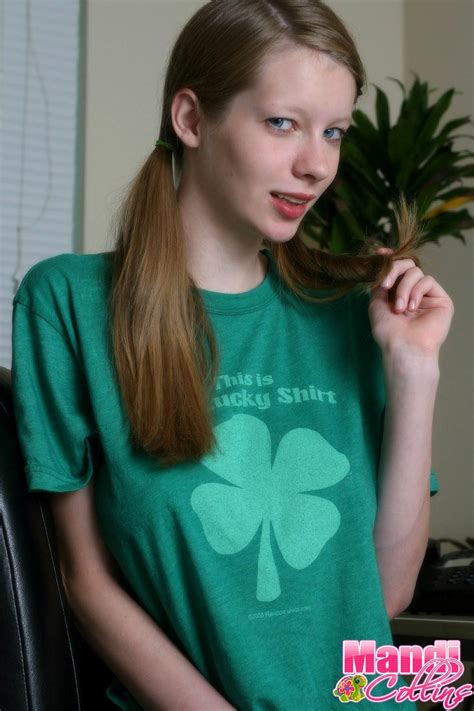 Pictures Of Mandi Collins Showing You Her Perfect Tits Porn Pictures Xxx Photos Sex Images