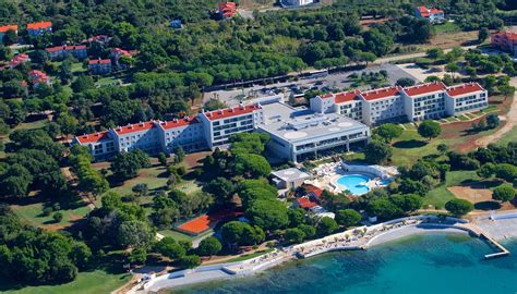 Ai Pini Medulin Resort Pula Hrvatska Mountvacation Hr