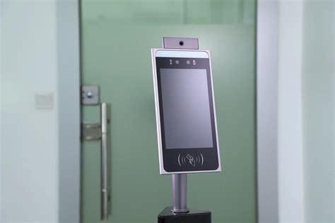 Facial Recognition 8 Inch Infrared Scanner with Body Temperature
