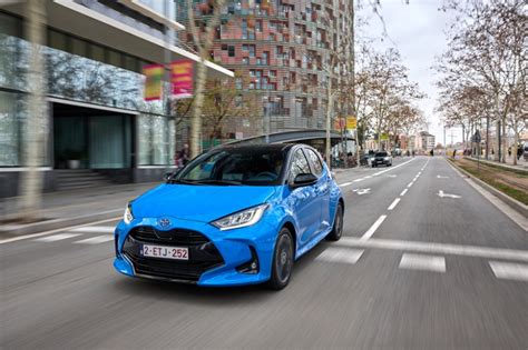 Najlepsze Auto Do Miasta Toyota Yaris Autobaza