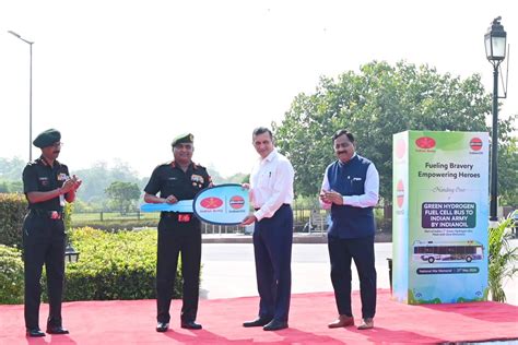 IndianOil Equips Indian Army With Green Hydrogen Fuel Cell Bus For Use