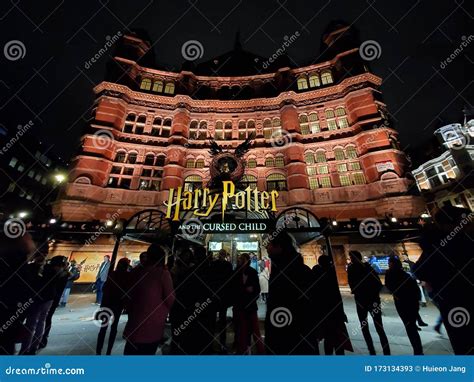 Palace Theatre London - Harry Potter Editorial Stock Photo - Image of london, palace: 173134393