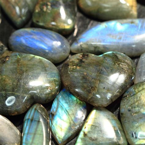 LABRADORITE
