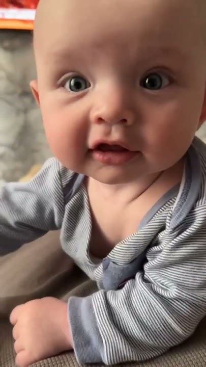 а у нас первый зубик появился🥰🥰🥰 - YouTube