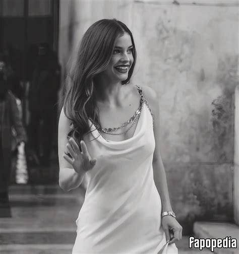 Barbara Palvin Nude Leaks Photo Fapopedia
