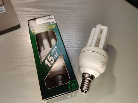 GE BIAX CFL Light Bulb Long Term Test - Geek News Central