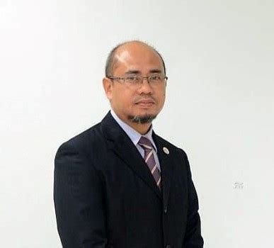 azlan amran dilantik timbalan naib canselor usm