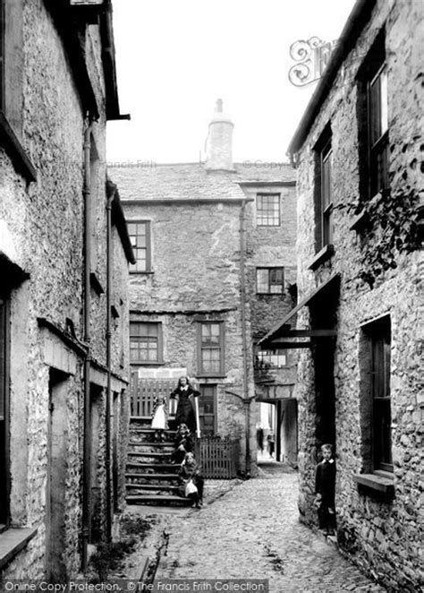 Photo Of Kendal Yard 59 Stramongate 1914 Francis Frith