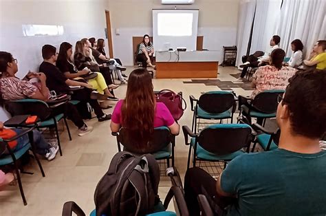 Egressa De Programa De Resid Ncia No Hospital Escola Portugal Ramalho