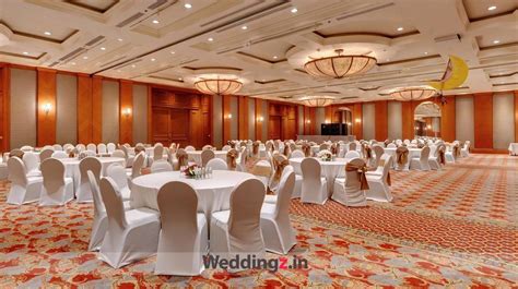 JW Marriott Juhu, Mumbai | Banquet Hall | Wedding Lawn | WeddingZ.in