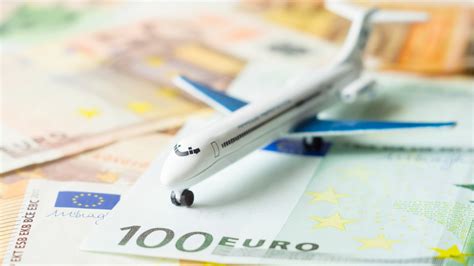 Pourquoi les prix des billets des compagnies aériennes low cost s