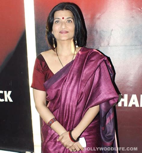 Sarika Hot Bikini Image Gallery Images Photos Pics Cinemagigs