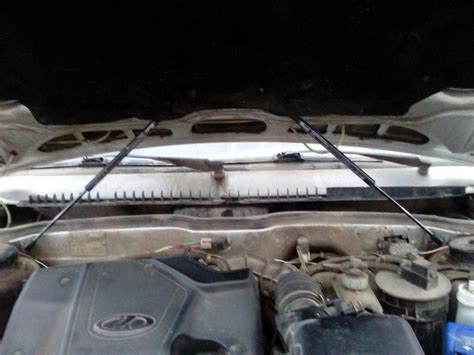 стойки на капот — DRIVE2