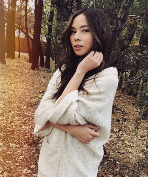 9 Sexy New Malese Jow Bikini Pics