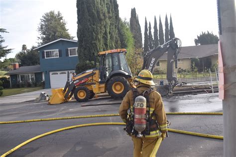 Evacuation Lifted In Granada Hills As Crews Stop Gas Leak Continue