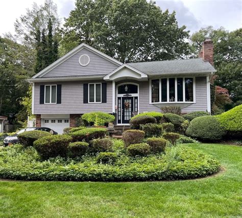 St. James, NY Real Estate - St. James Homes for Sale | realtor.com®