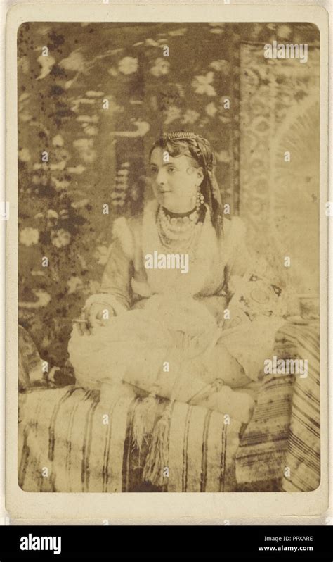 Circassian Beauty Fotografías E Imágenes De Alta Resolución Alamy