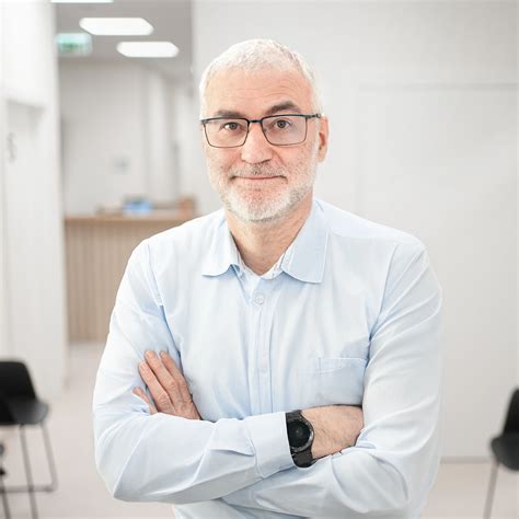 dr n. med. Kamil Jankowski (Chirurg Ogólny/Gastroenterolog) - Alfa