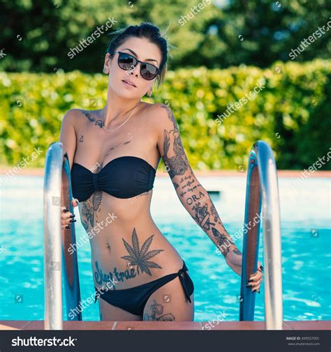Sexy Tattooed Woman Portrait Wearing Bikini Stock Photo 499557091 Shutterstock