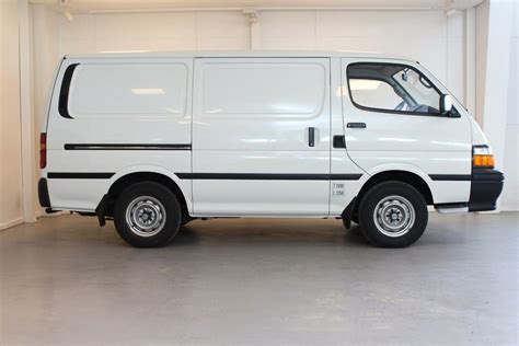 Totalcar Toyota Hiace Gumipor Gal Ria