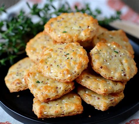 Biscuits Apéro à la Moutarde et au Comté Une Délicieuse Recette à