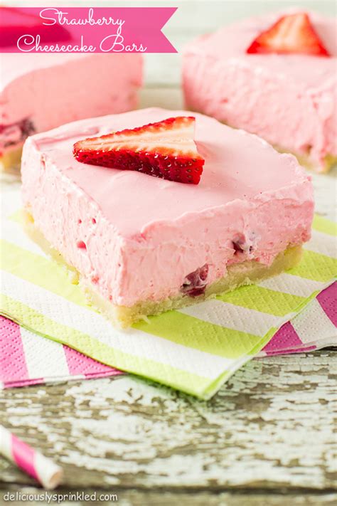 Strawberry Cheesecake Bars – Deliciously Sprinkled