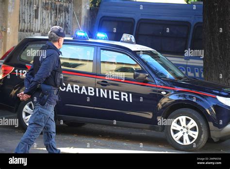 Camion Dei Carabinieri Hi Res Stock Photography And Images Alamy