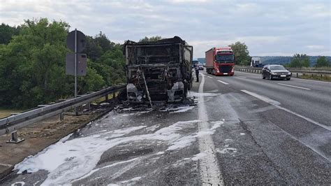 Bad Hersfeld Lkw Brannte Auf Der Autobahn