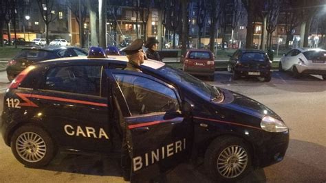 COLLEGNO Picchiato In Piazza 24enne Con Naso E Zigomo Fratturati