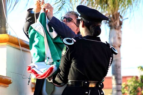 Aid L Pez De Anda Encabeza Honores A La Bandera Por El Aniversario