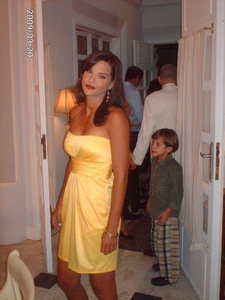 Naked Marianela González Added 07 19 2016 by Pepelepu