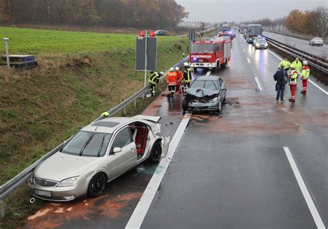 Schwerer Unfall Auf Der A 39 Drei Verletzte RegionalHeute De