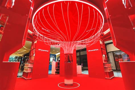 Exclusive Preview As Shiseido Travel Retail Unveils The Living Red Art