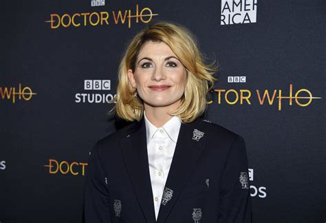 jodie whittakers  doctor  episode     power