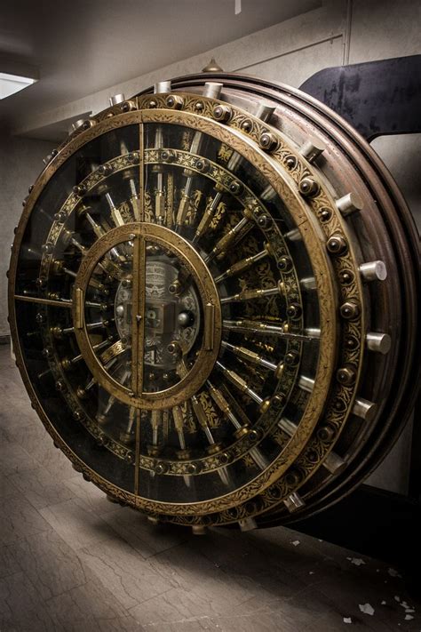 Vault doors, Mechanical design, Vaulting