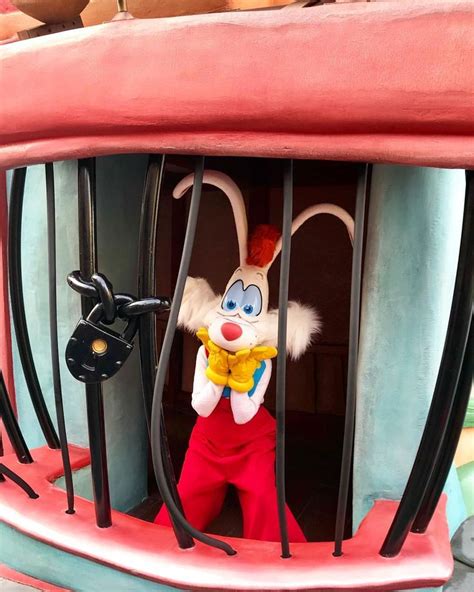 Who framed Roger Rabbit? 🐰 #popcentury #rogerrabbit #disney # ...