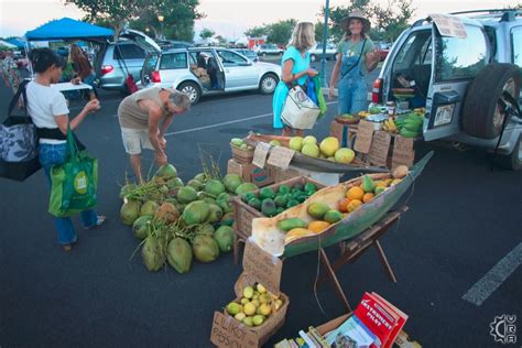 Upcountry Farmers Market In Kula Maui Hawaii Hawaiian Beach