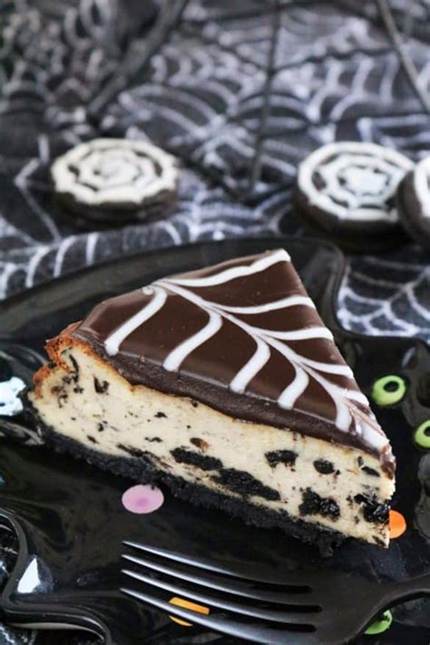 Oreo Spiderweb Cheesecake