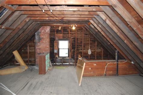 File:Century House Attic West.JPG - Wikipedia