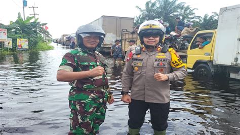 Riau Perpanjang Status Siaga Darurat Hidrometeorologi Hingga 29 Februari