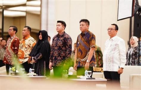 Buka Bimtek Pengelolaan Aset Dan Inventarisasi Desa Bupati Enos