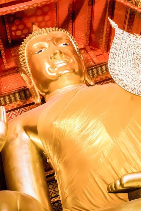 Wat Phanan Choeng Es Un Templo Importante En Ayutthaya Tailandia