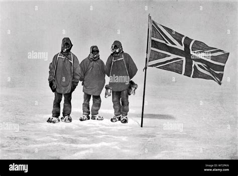 ernest shackleton   royal navy officer  arctic explorer