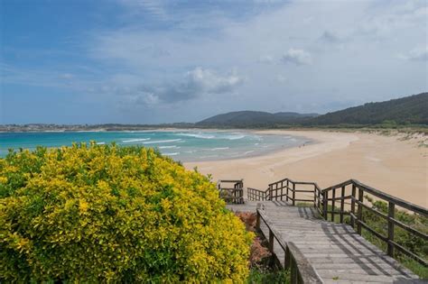 Playa De San Jorge Ferrol Y La Pasarela De Madera Que Baja A La Playa