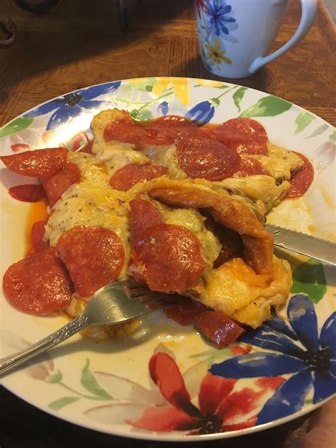 Crustless, topping only pizza. : r/Keto_Food