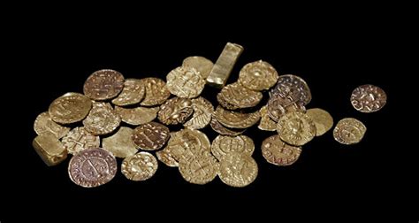 Gold coins and ingots from the ship-burial at Sutton Hoo — Google Arts ...