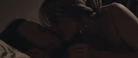 Nude Video Celebs Katie Corwin Sexy Tom S Dilemma 2016