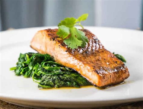 Saumon Aux Pinards Au Cookeo Recipe Salmon Recipes Wilted Spinach